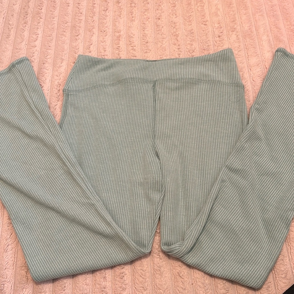 Never worn Blue Flared legging Size large